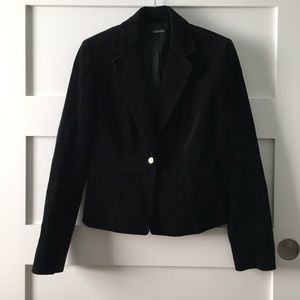 Black Tahari blazer snap size 6